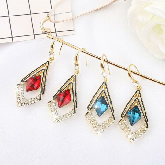 Rhombus Sapphire Earrings [Buy 1 Get 1 Free]